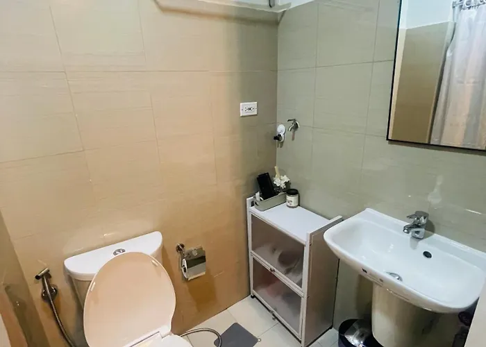 Cozy Shore2 Moa Pool View Apartment Manila